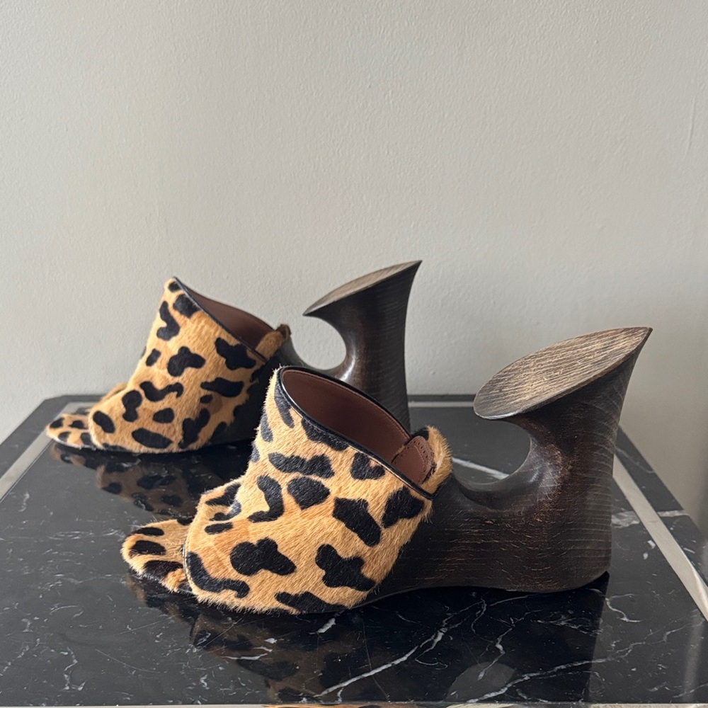 Alaia RARE Leopard Print Ponyhair Mules with Sculpted Heel 39